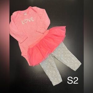 Carter’s 6m Onesie and Leggings Set